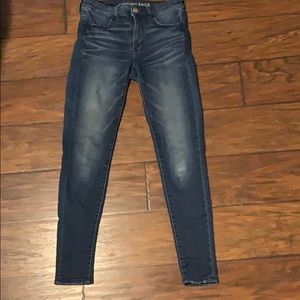 American Eagle women’s high rise jeggings